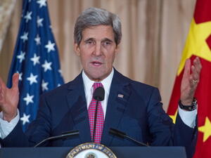  John Kerry delivers remarks at the Closing Session of the 2013 US-China High-Level Consultation on People-to-People Exchange, November 21, 2013. [AFP]