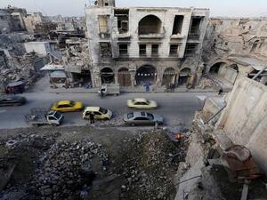 الفيلم يوثق أداء طواقم الدفاع المدني ( الخوذ البيضاء) وهي تسعف السكان المدنيين في مدينة حلب