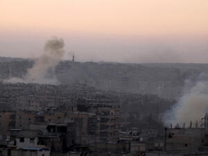 جانب من القصف والمعارك في أحياء حلب الشرقية