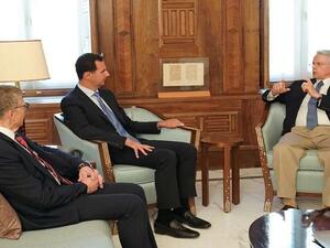  الرئيس السوري بشار الأسد مستقبلا السيناتور الأمريكي ريتشارد بلاك