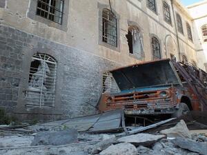 تفجير إرهابي لميكرو باص مفخخ في حي كرم اللوز بمدينة حمص