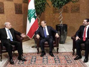 الرئيس اللبناني ميشال عون ورئيس الوزراء سعد الحريري ورئيس البرلمان نبيه بري