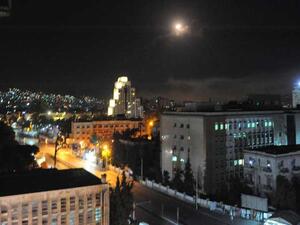 سوريا تندد بـ”العدوان البربري الغاشم” على أراضيها بعد الضربات