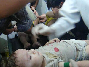 النشطاء طالبوا بضربة محدودة توقف الارهاب الاسدي