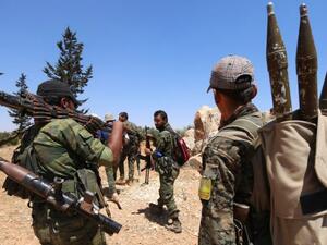 مقاتلون من قوات سوريا الديمقراطية