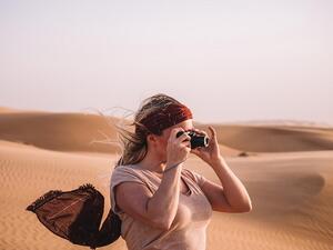 تضم LUMIX TZ220 عدسات LEICA DC VARIO-ELMAR الجديدة من ’لايكا‘ بزاوية فائقة الاتساع مقاس 24 ملم، وخاصية تقريب بصري قوية بواقع 15 مرة