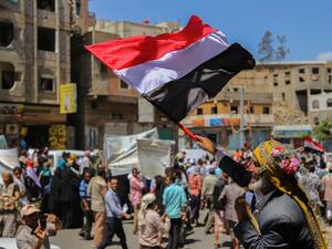 Taiz citizens protest the ongoing conflict in Yemen. (AFP/Ahmad Al-Basha) Taiz citizens protest the ongoing conflict in Yemen. (AFP/Ahmad Al-Basha)