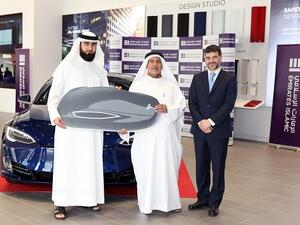 فاز المواطن الإماراتي عبدالله سعيد صالح اليماحي بسيارة من طراز تيسلا وذلك في إطار حملته الترويجية لحساب التوفير كنوز.