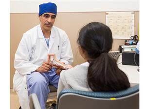 تستقبل عيادة طب القدم منذ انتقالها إلى مركز الرعاية الطبية اليومية نحو 100 مريض يومياً.