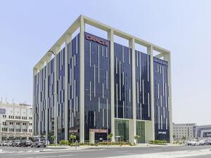 أعلنت شركة الإمارات دبي الوطني ريت في شهر فبراير عن تعديل موعد توزيع الأرباح ليتزامن مع نهاية العام المالي في 31 مارس.