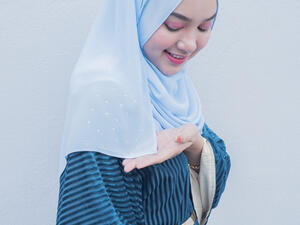 "القوس" هذا البرج يناسبه اللون الأزرق السماوي