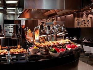 ليالي مميزة في قائمة مطعم تشويسز