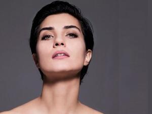 النجمة التركية الشهيرة توبا بويوكستون