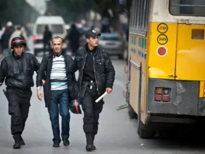 في 28 أيلول/ سبتمبر الفائت اعتقلت الشرطة نحو 30 شخصا، من سكان العمران