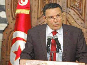 وزير الدفاع التونسي فرحات الحرشاني