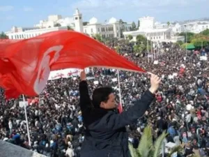 دعي أكثر من سبعة ملايين ناخب تونسي لاختيار 217 عضوا في مجلس وطني تأسيسي