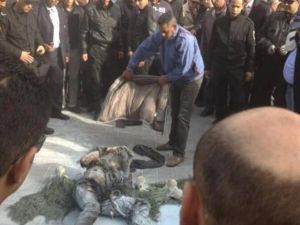 سكب الشاب مادة حارقة على جسمه ثم اضرم في نفسه النار