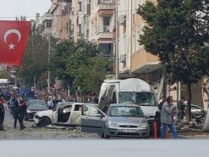 سيارة ملغومة انفجرت قرب مركز للشرطة ومطار أتاتورك 