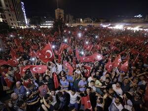 Women gather in Taksim square in Istanbul on July 16, 2016 during a demonstration in support to Turkish President Recep Tayyip Erdogan after a coup that claimed more than 250 lives. (AFP/Yasin Akgul) Women gather in Taksim square in Istanbul on July 16, 2016 during a demonstration in support to Turkish President Recep Tayyip Erdogan after a coup that claimed more than 250 lives. (AFP/Yasin Akgul)