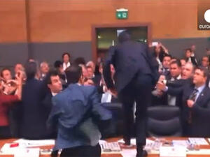 This week's brawls are not the first time a Turkish parliamentary session has descended into violence. (Euronews)