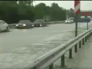 Rainstorm in Istanbul. (video courtesy of EHA News)