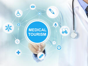 The number of medical visitors surpassed 433,000 in last year, up 62 percent from 267,000 in 2013, TurkStat data showed. (Shutterstock)