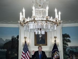 US President Donald Trump speaks about the Iran deal from the Diplomatic Reception room of the White House in Washington, DC, on October 13, 2017.
Brendan Smialowski / AFP