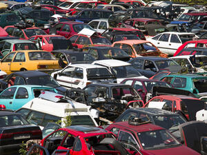 Wrecked cars (Shutterstock/ File Photo)