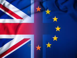 Agricultural products, chemical engineering products, furniture, and garments are some of the most important Egyptian exports to Britain. (Shutterstock)

