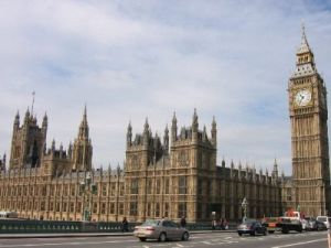 المؤيدون لخروج بريطانيا من الاتحاد الأوروبي يتقدمون 3 نقاط