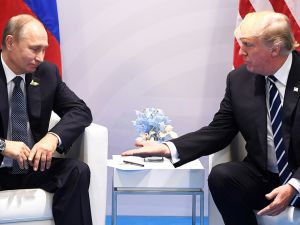 Vladimir Putin and Donald Trump will discuss Syria issues together amid July 16 summit in Helsinki . (AFP/ File Photo)