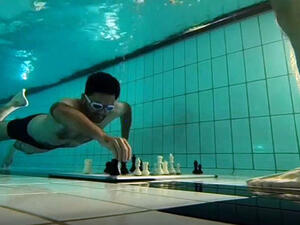 Underwater Chess Tournament. (Screenshot)