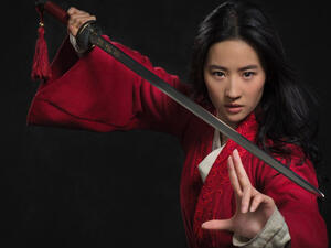 Mulan will open in theaters in 2020 (Source: Walt Disney Studios / twitter ) 
