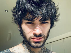 he didn't reveal why he believes he is a bad person (Source: Zayn / Instagram )