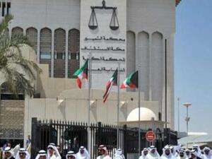 عبدالله عطالله ناشط إنساني سياسي واشتهر بشخصيته القيادية 