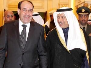 رئيس الوزراء الكويتي مودعا نظيره العراقي خلال زيارة الاخير للكويت/ارشيف