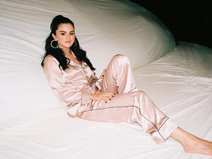 she is in "a really good place" (Source: Selenagomez / Instagram )