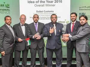 تحرص جمارك دبي على المشاركة بالأفكار والابتكارات الجديدة للمديرين والموظفين في الدائرة بقمة الافكار الامريكية ومؤتمر الافكار البريطانية لعام 2017