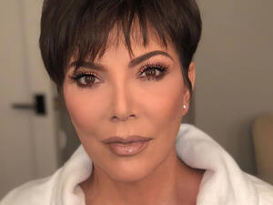 Kris has admitted that keeping the news under wraps was stressful, (Source: krisjenner / Instagram )