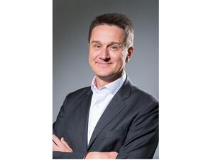 فيليب ديلورمي، نائب الرئيس التنفيذي للأعمال التجارية الخاصة بالمباني وتكنولوجيا المعلومات لدى شنايدر إليكتريك