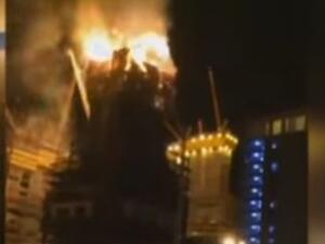 النيران تلتهم "أبو ظبي بلازا" في أستانا - يوتيوب