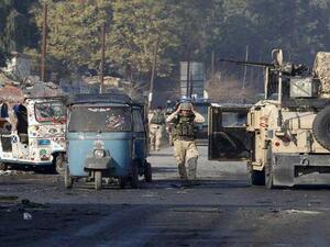 مقتل 10 اشخاص على الاقل في تفجير انتحاري في شرق افغانستان