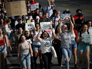 Students march in support of gun reform legislation (AFP/File Photo)	