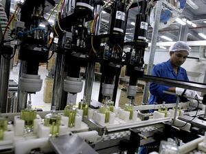 Business conditions in the non-oil private sectors of the UAE and Saudi Arabia continued to improve at the start of the second quarter, with rates of expansion in new work and business activity gathering pace, a report said.
 (AFP/ File)