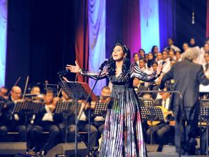 Ahlam claims to share the same dream as Greek musician Yanni to perform at the foot of the Pyramids in Egypt. (Facebook)