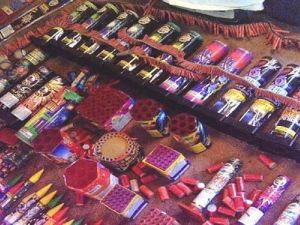 انفجار ألعاب نارية بوجه مواطن اردني  - ارشيف 