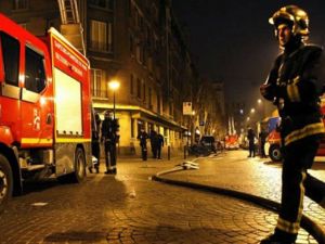 مقتل 13 شخصاً على الأقل في حريق بحانة في غرب فرنسا