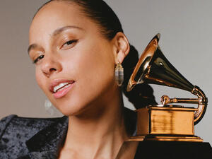 The 2019 Grammy Awards will air Feb. 10 on CBS (Source: aliciakeys / Instagram ) 