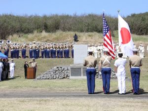 قوات أمريكية ويابانية في قاعدة أوكيناوا- أرشيف
