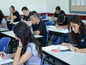 الكنيست الإسرائيلي يصادق على التعليم الإلزامي للغة العبرية للعرب
